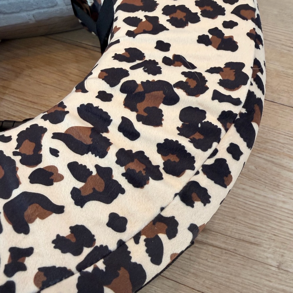 XL Leopard Recovery Collar for Dogs - Picture 5 of 6